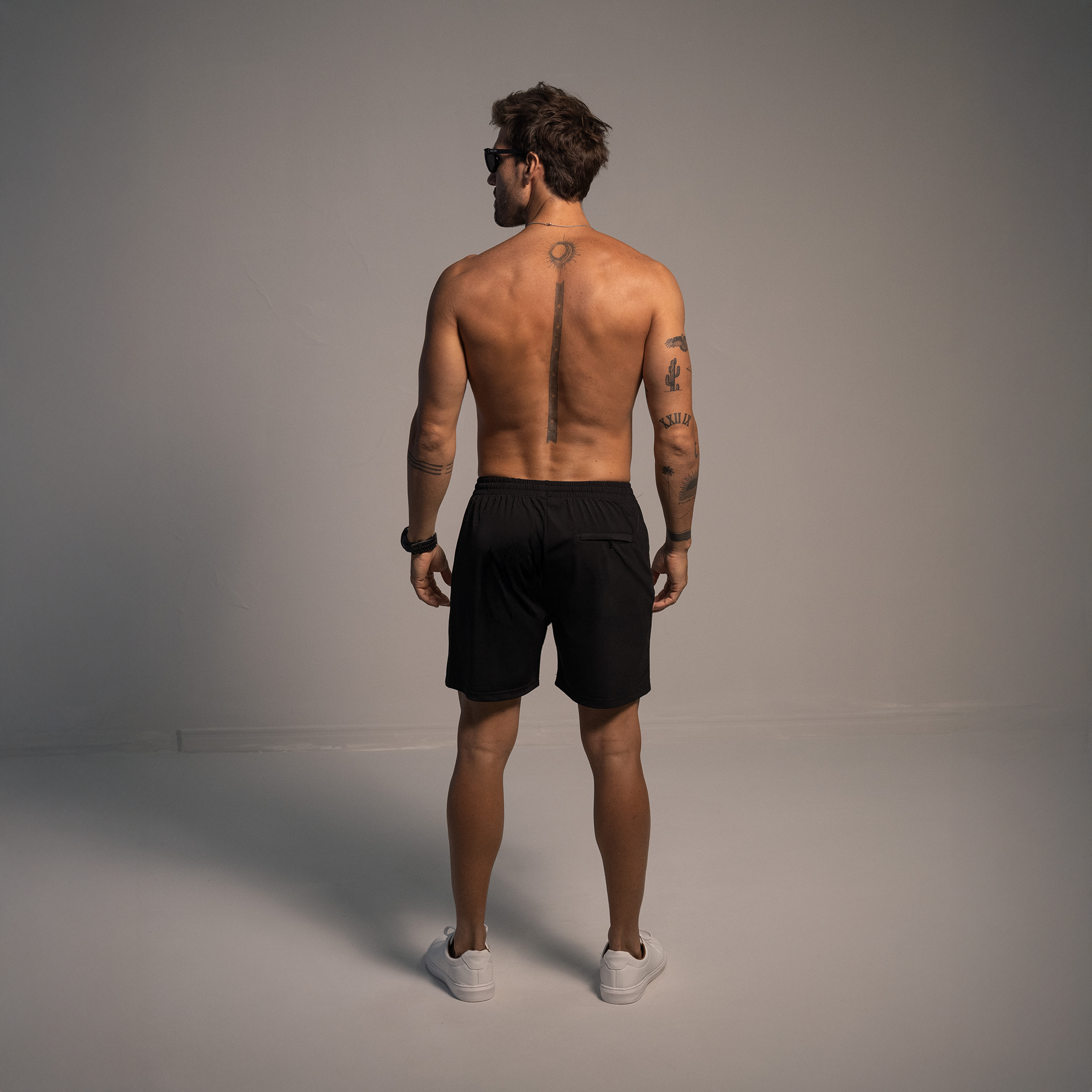 SHORT TECH