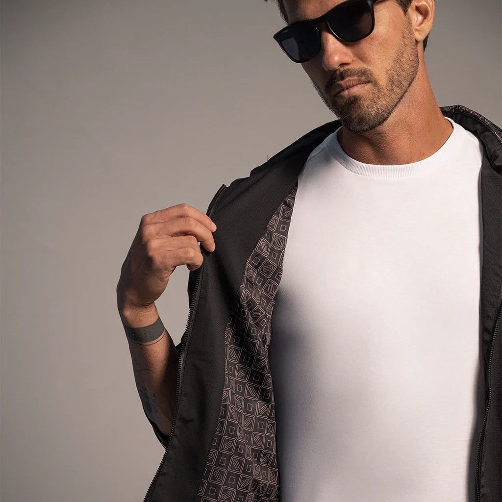 JAQUETA TECH DUAL COM CAPUZ